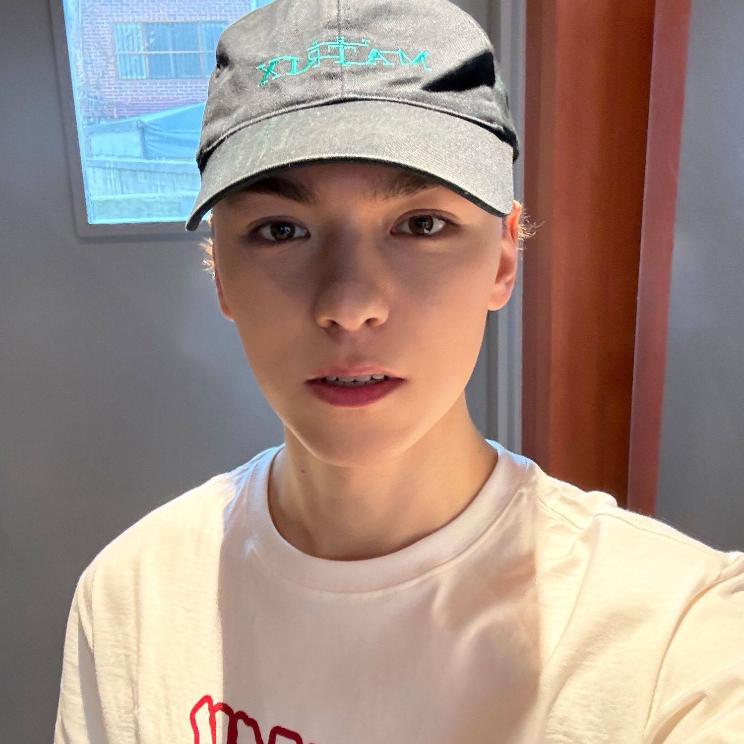 Latest photo of Vernon (SEVENTEEN)