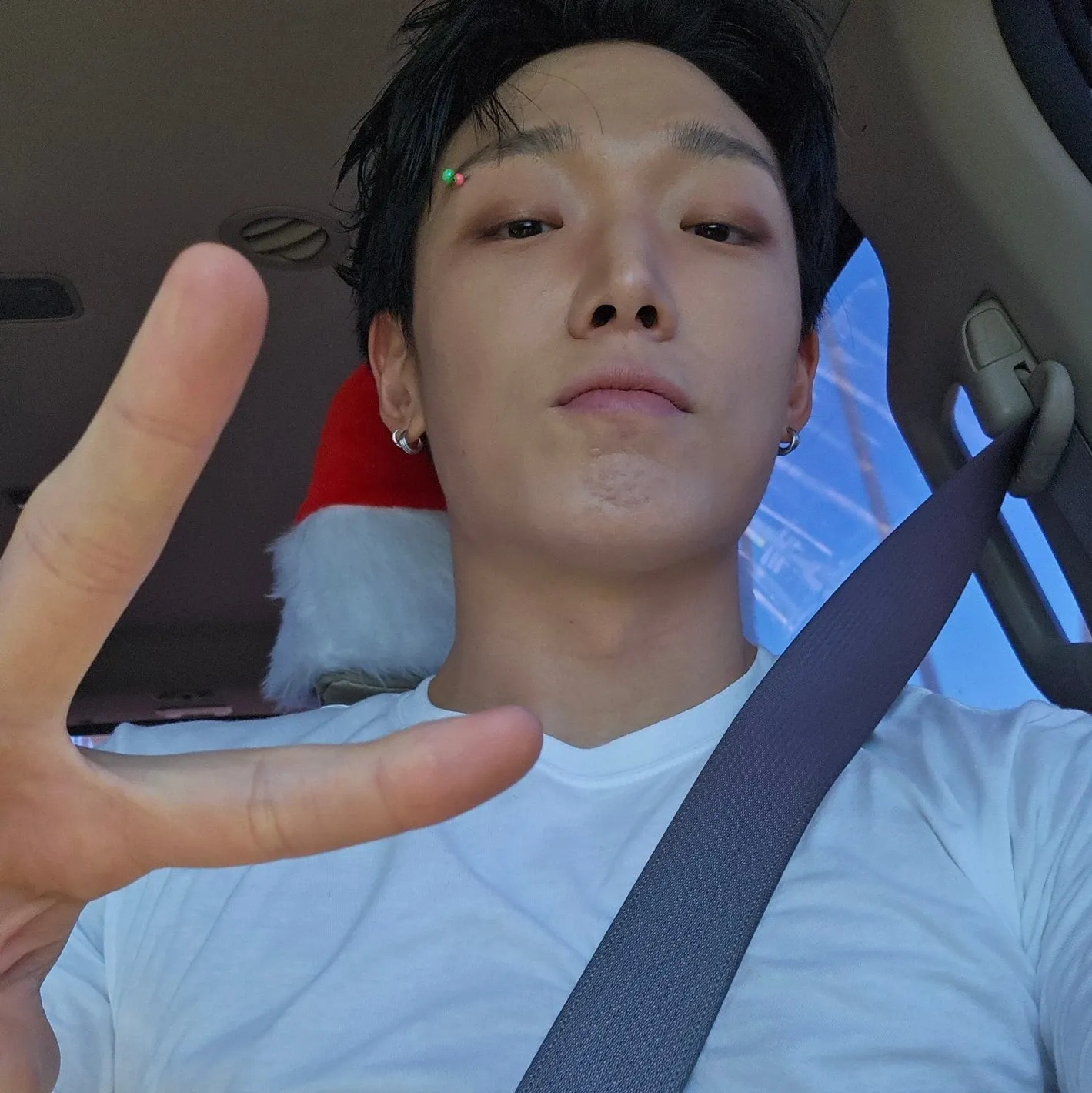 iKON BOBBY Fandom Community │ No.1 KPOP App CHOEAEDOL