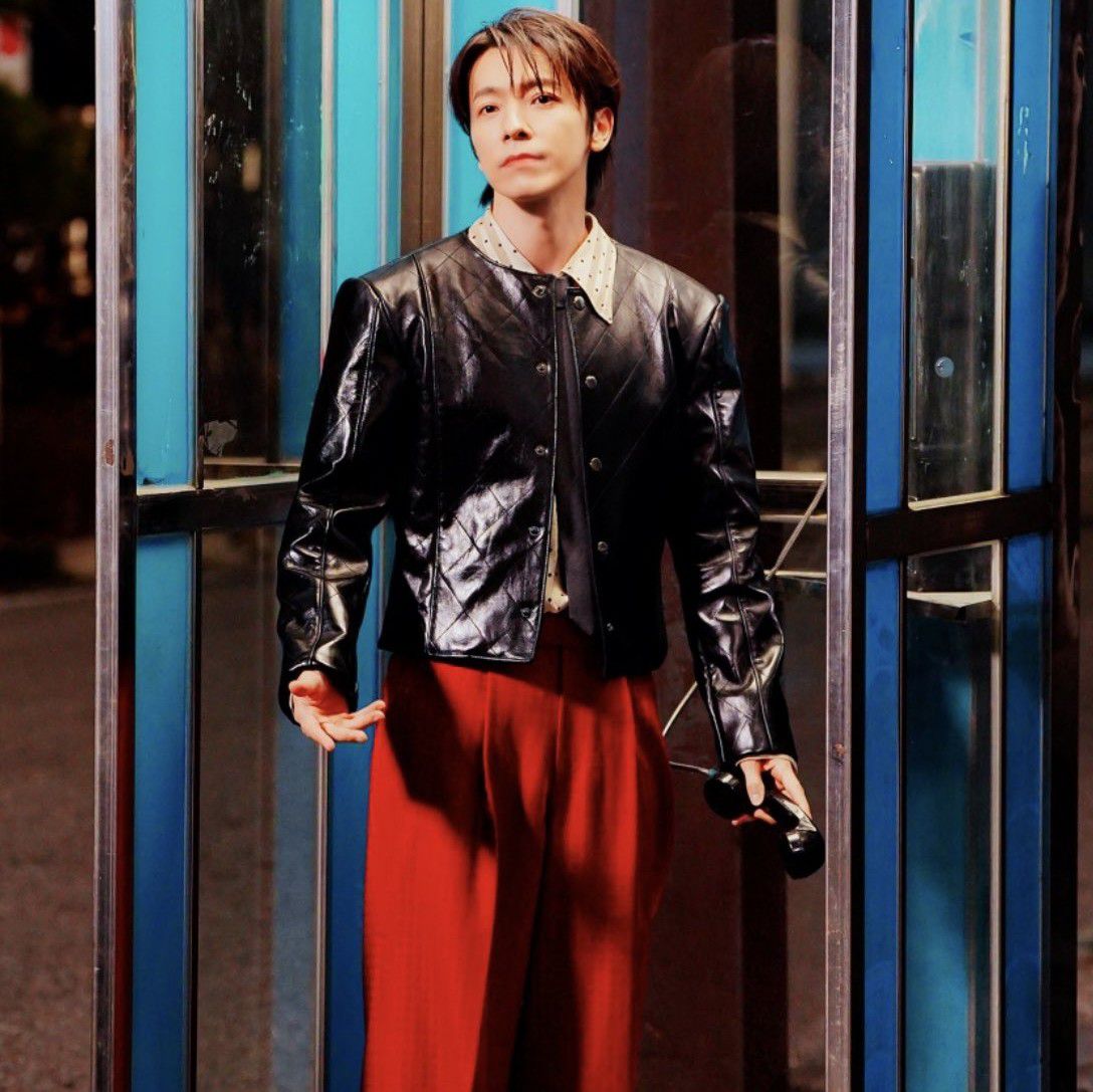 Foto aktivitas terbaru Donghae (Super Junior)