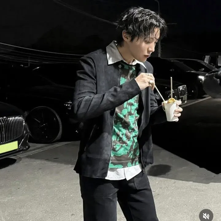 J-hope (防彈少年團)的最新活動照片