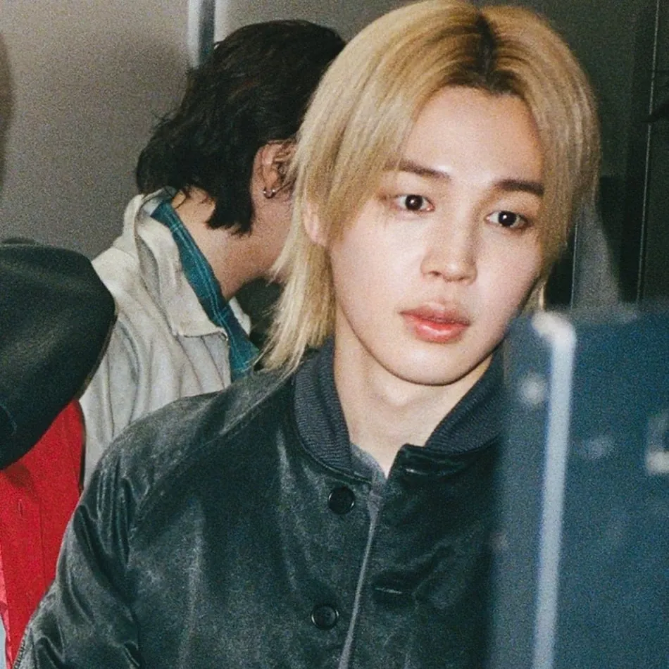 A moment captured by Jimin (BTS)'s fan