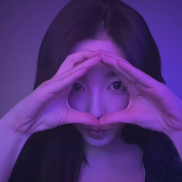 Recent activity shot of Park Sohyun (tripleS)