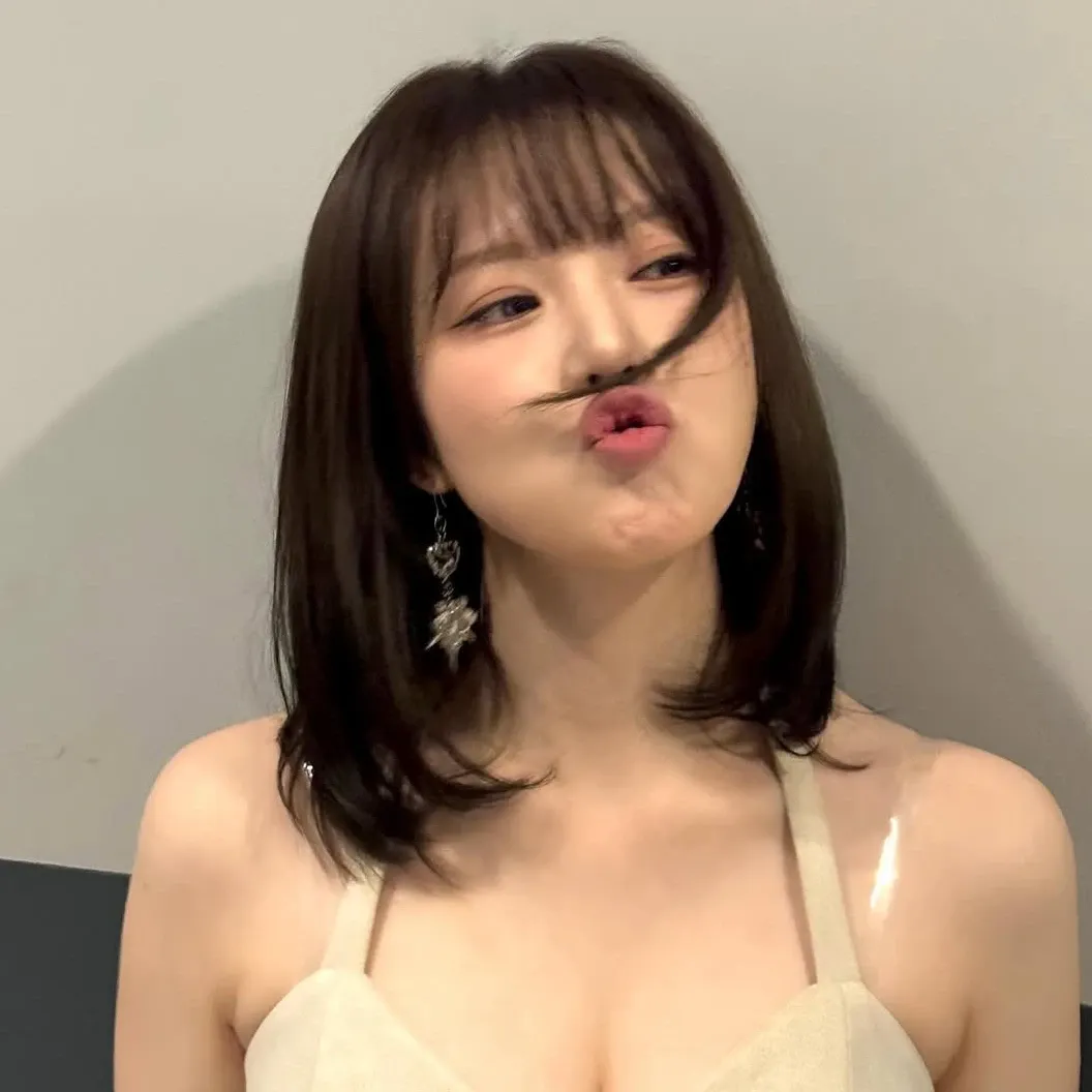 艺琳 (GFRIEND)的幕后花絮