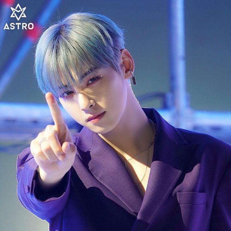 Latest photo of Eunwoo (ASTRO)