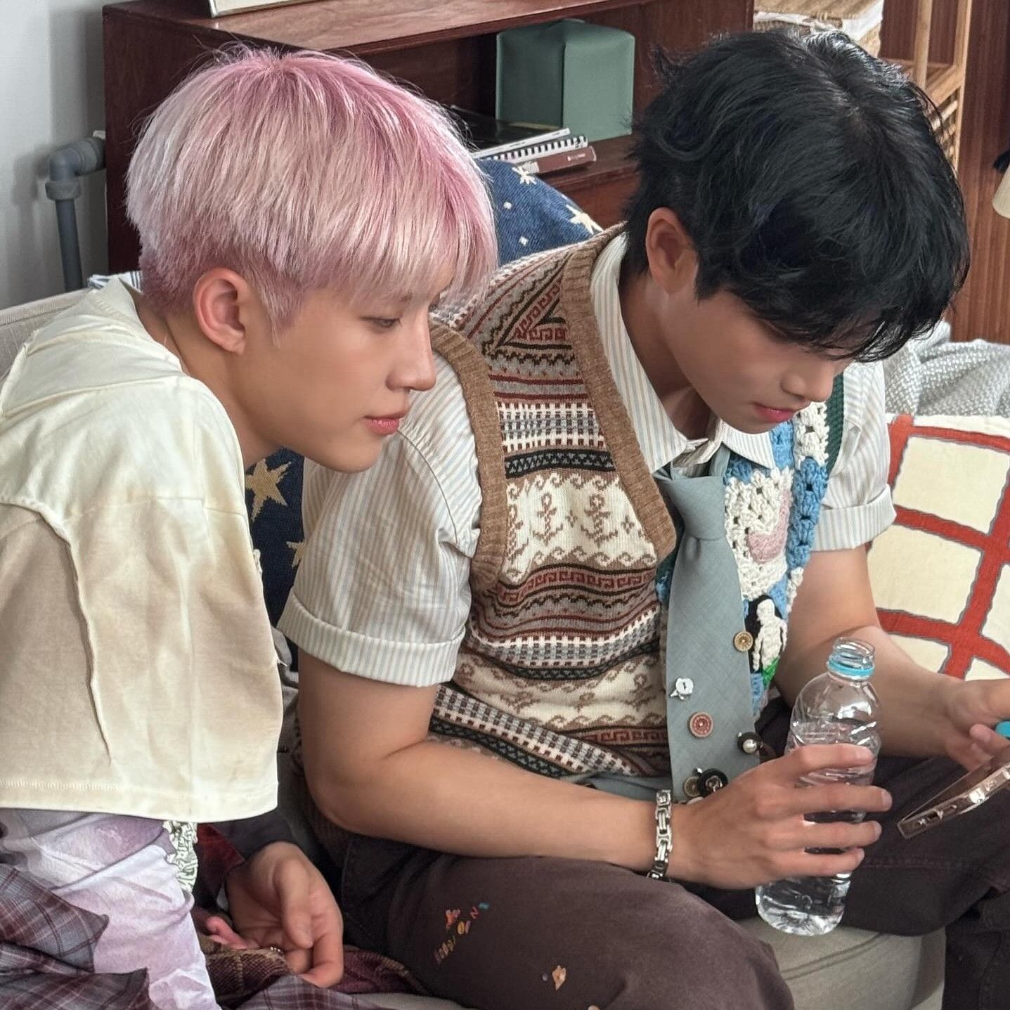 Latest photo of Jinjin (ASTRO)