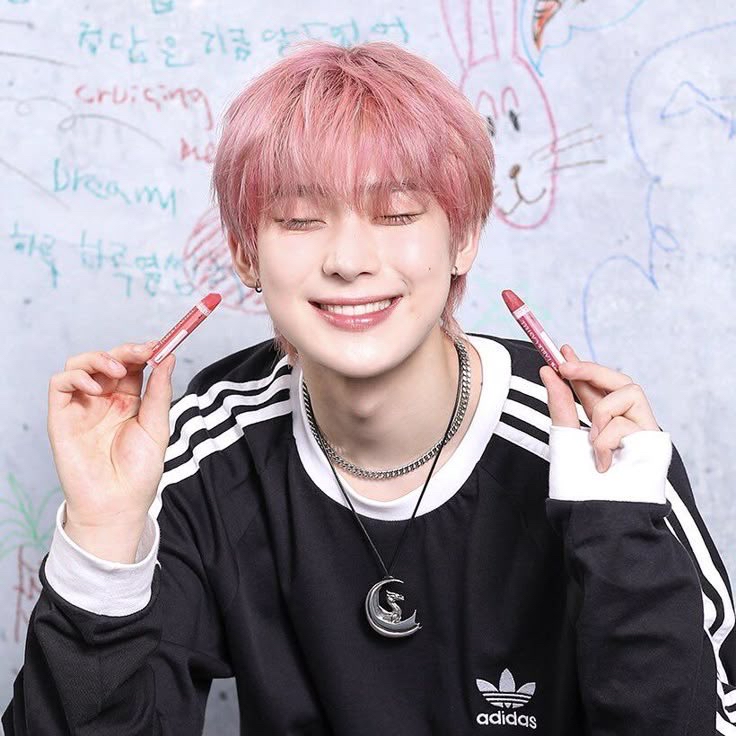 Foto aktivitas terbaru Sunoo (ENHYPEN)