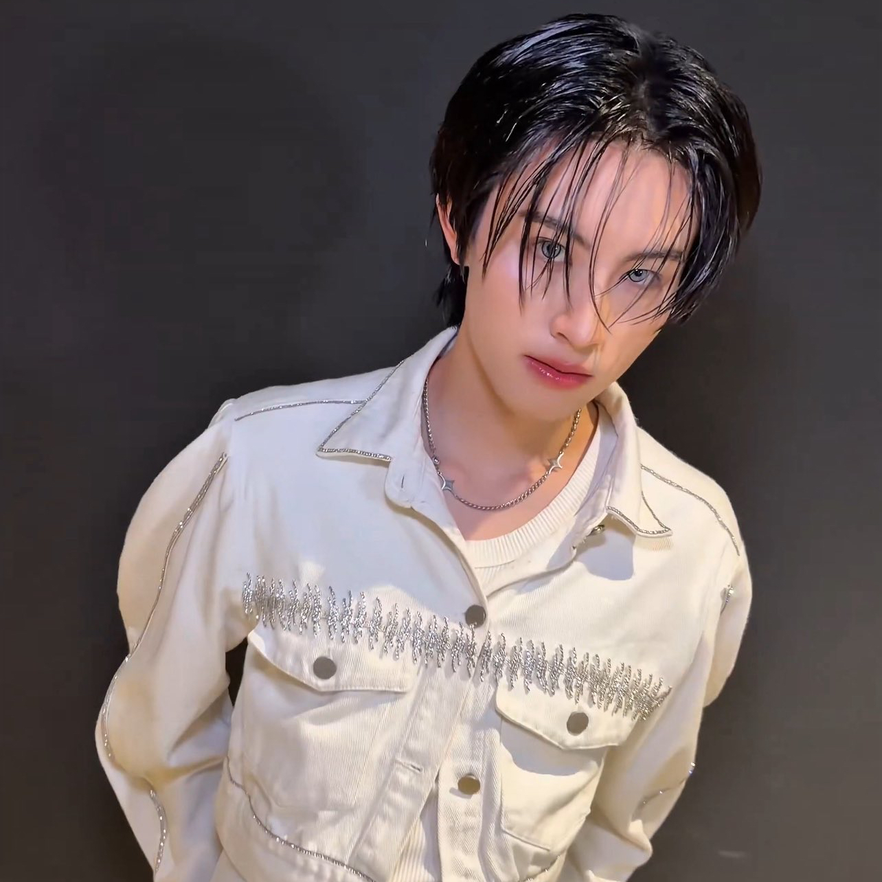 A moment captured by Aa (BUS)'s fan