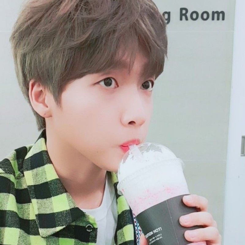 Recent activity shot of Jeong Sewoon