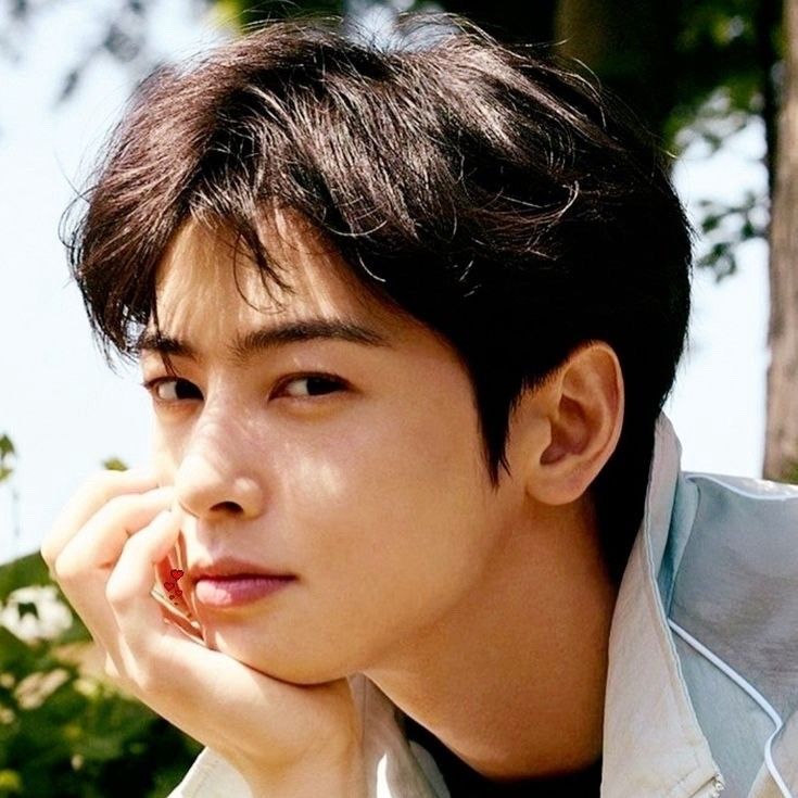 Recent activity shot of Eunwoo (ASTRO)