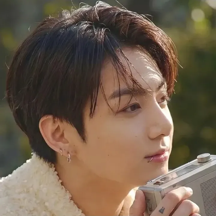 정국 (방탄소년단)의 최신 사진