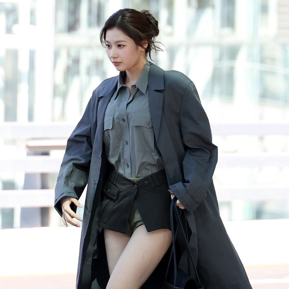 サナ (TWICE)の舞台裏ショット