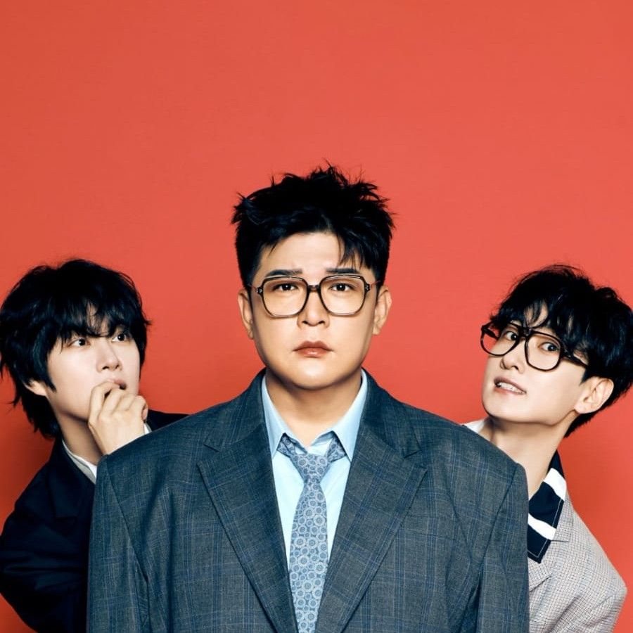 Recent activity shot of Super Junior