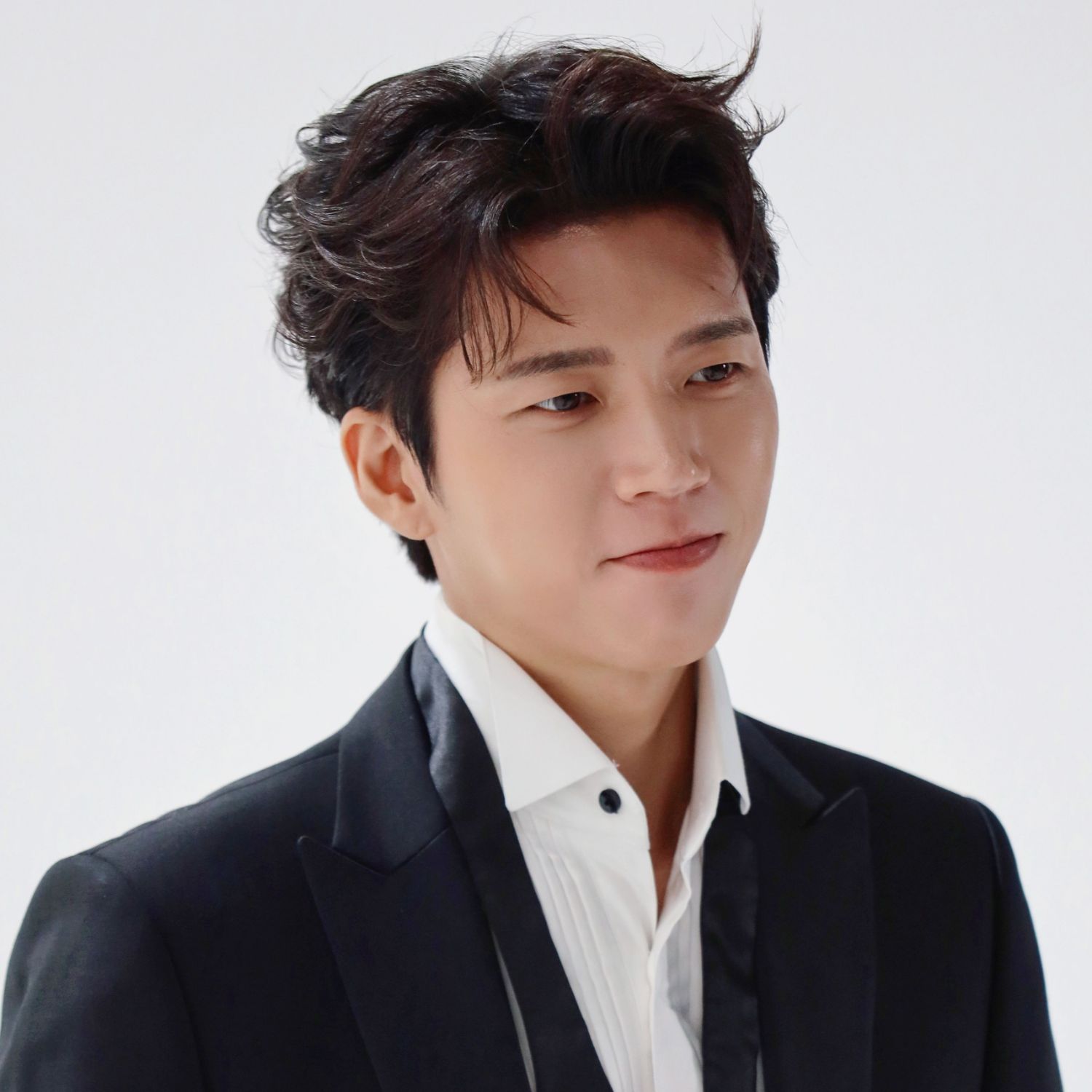 Behind-the-scenes cut of Woohyun (INFINITE)