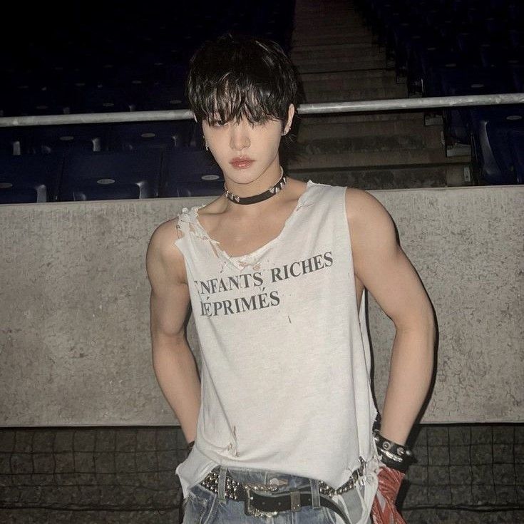 Recent activity shot of Jihoon (TREASURE)