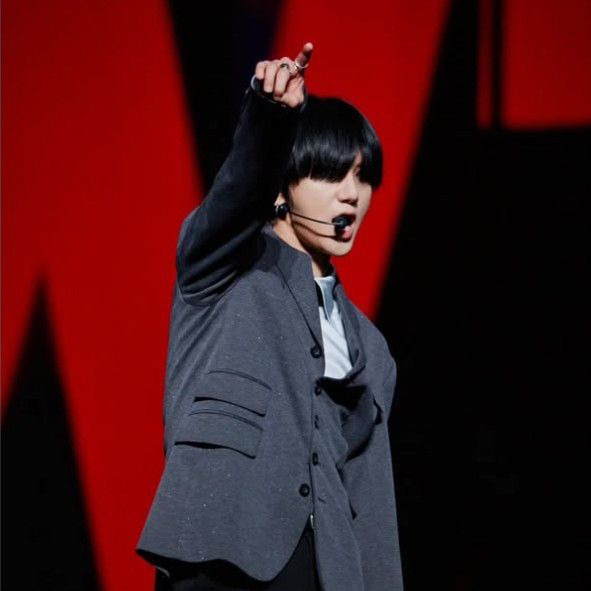 Behind-the-scenes cut of Yesung (Super Junior)