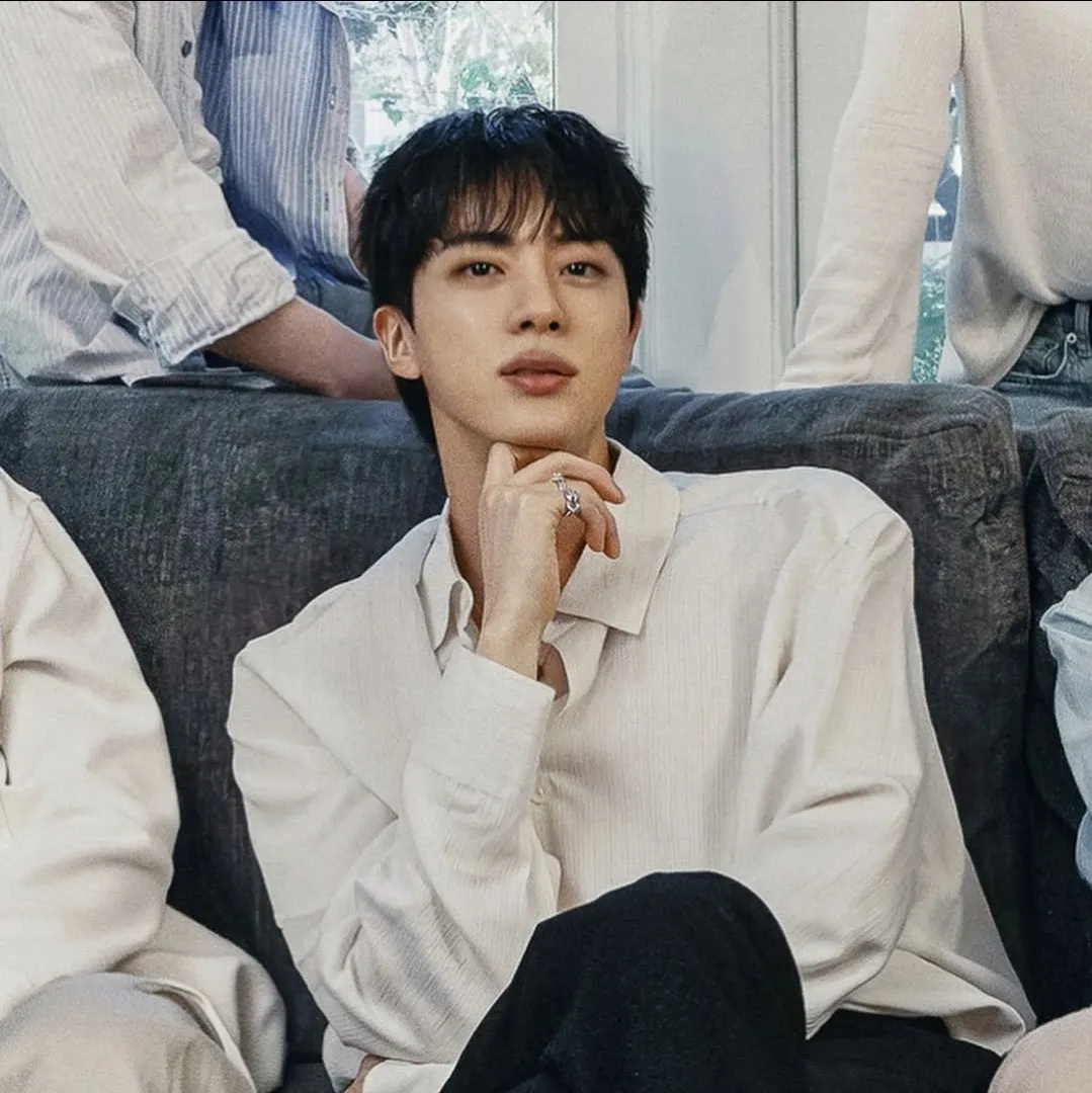Foto terbaru Jin (BTS)