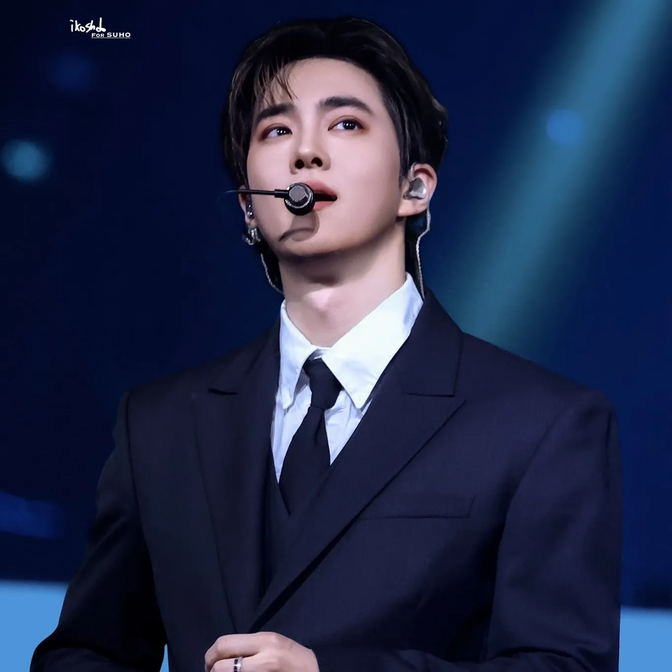 수호 (EXO)의 비하인드 컷