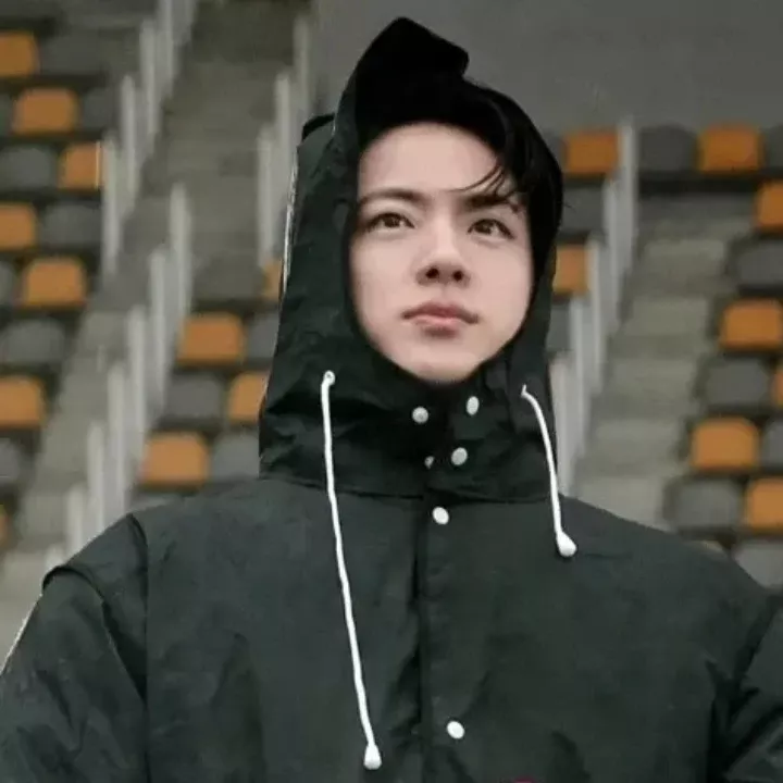 Foto terbaru Jin (BTS)