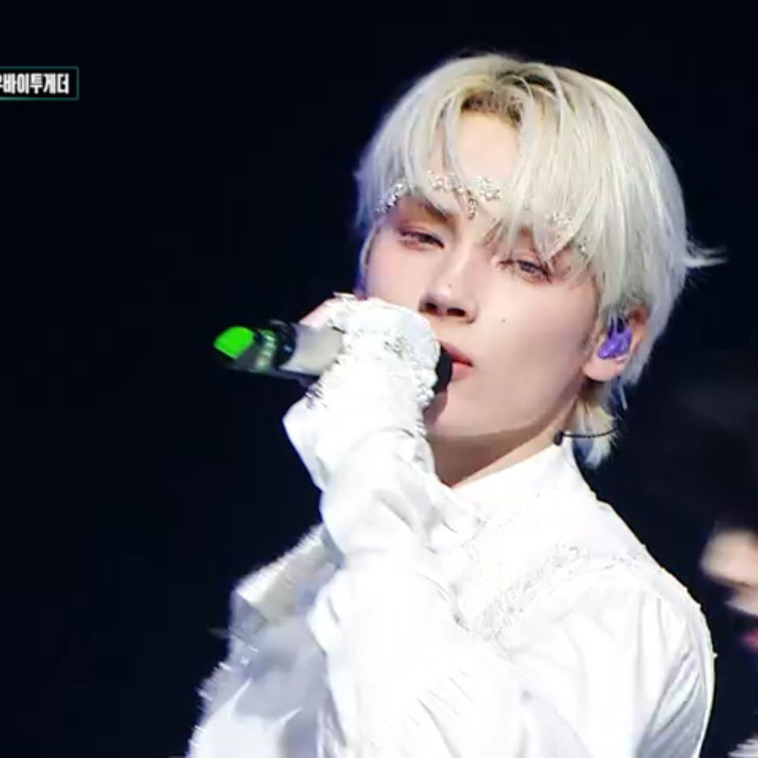 Latest photo of HueningKai (TOMORROW X TOGETHER)