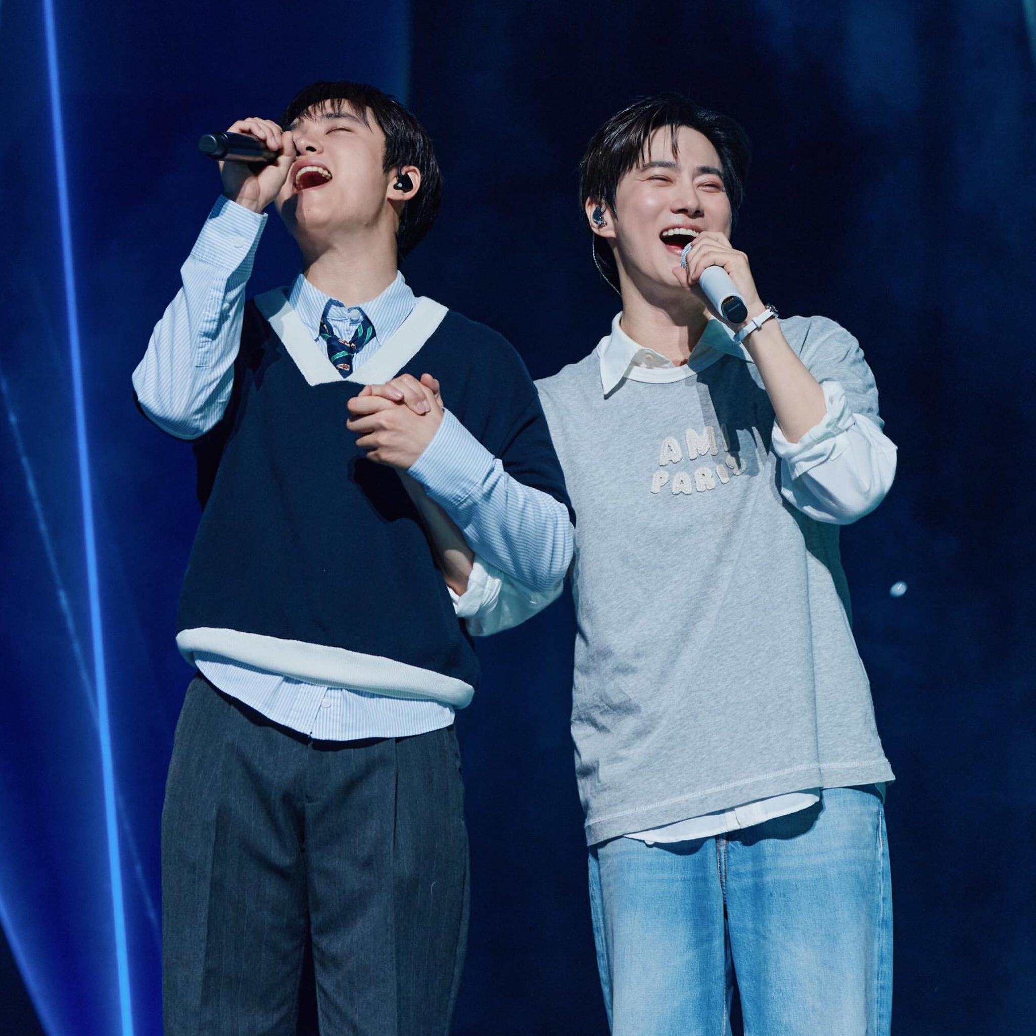 Suho (EXO)粉丝拍下的瞬间