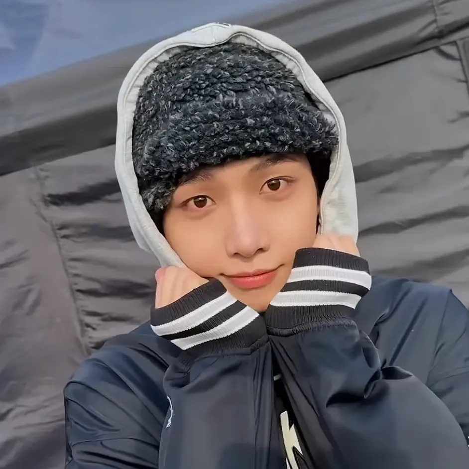 명재현 (BOYNEXTDOOR)의 비하인드 컷