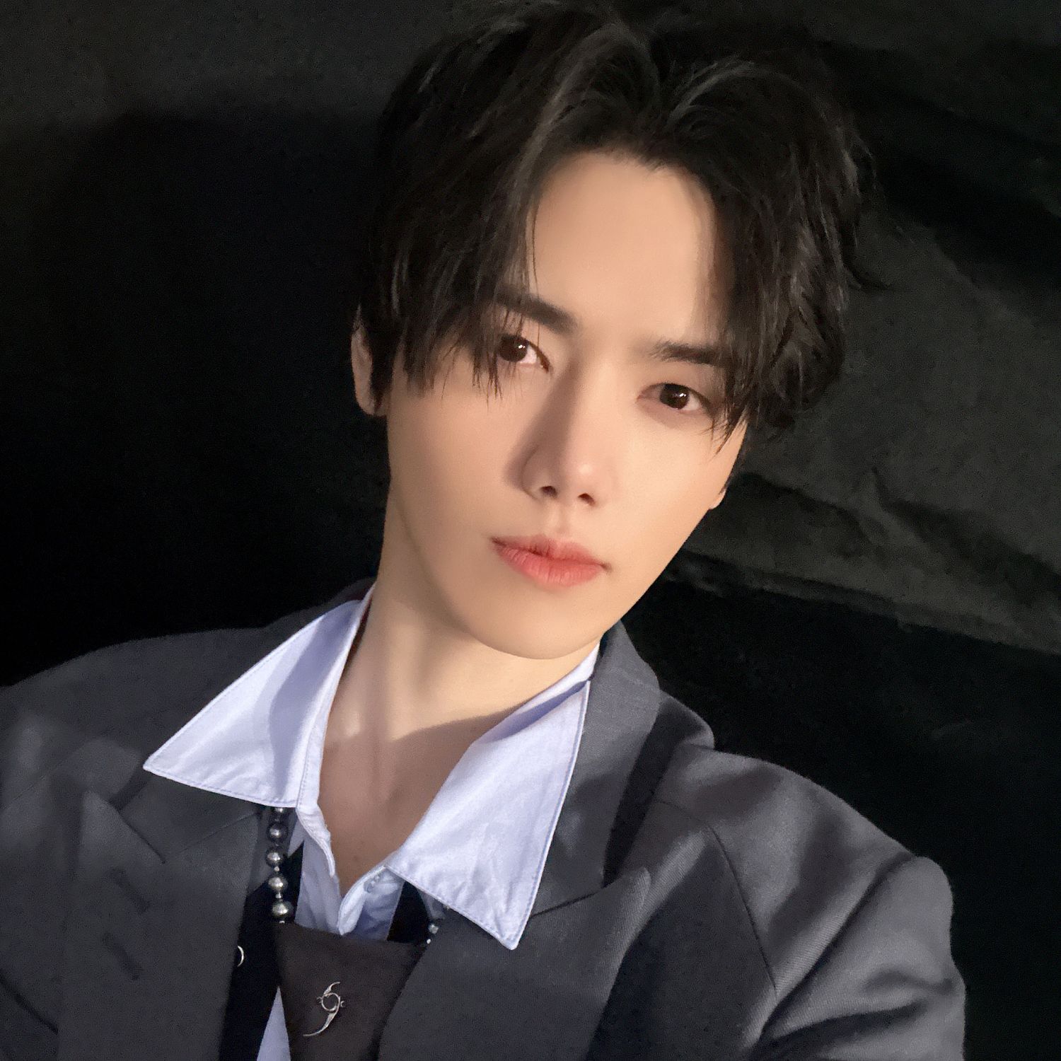 Recent activity shot of Minhee (CRAVITY)