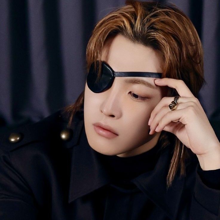 Latest photo of Hongjoong (ATEEZ)