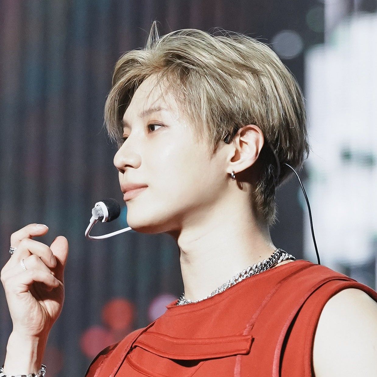 A moment captured by Taemin (SHINee)'s fan