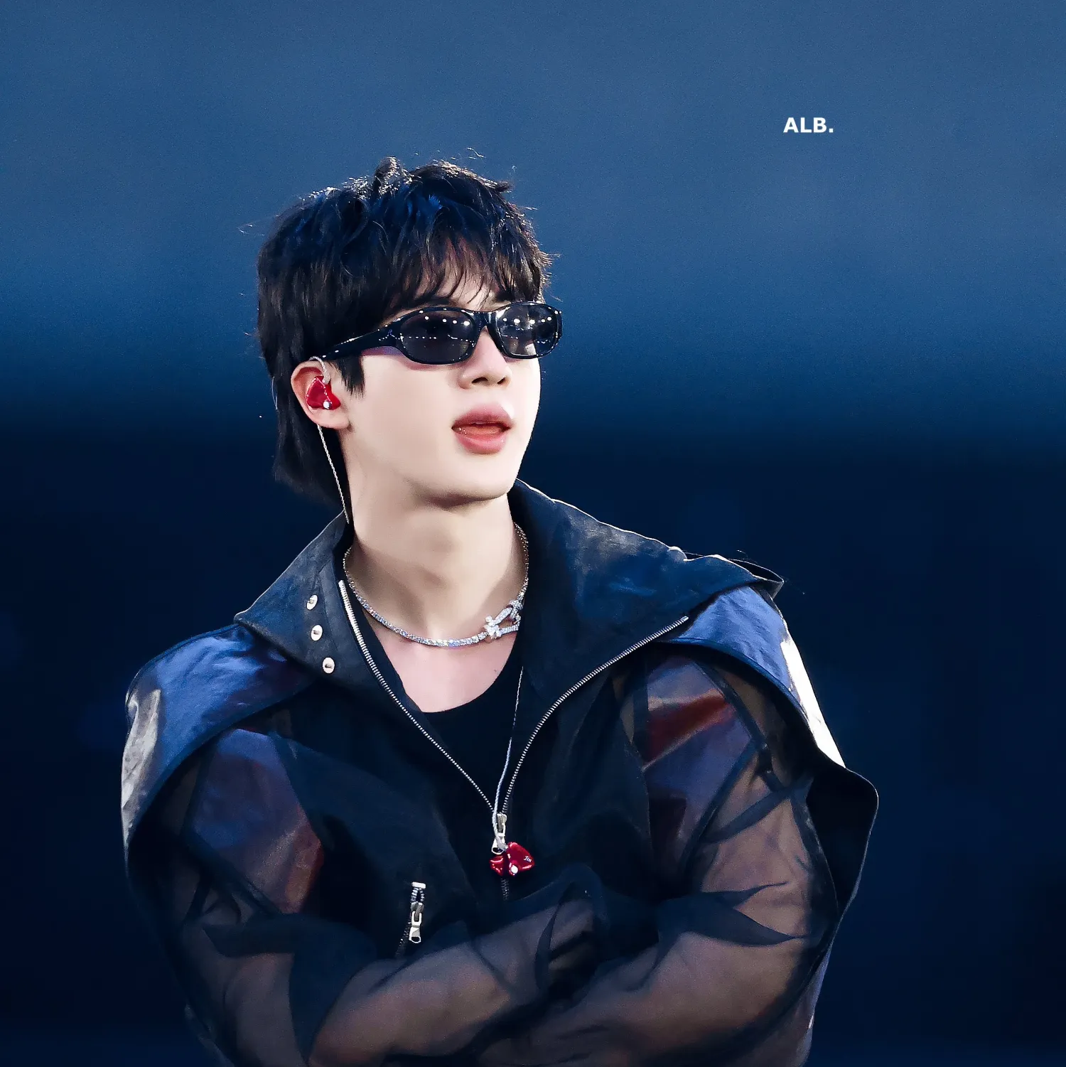 Momen yang diabadikan oleh penggemar Jin (BTS)