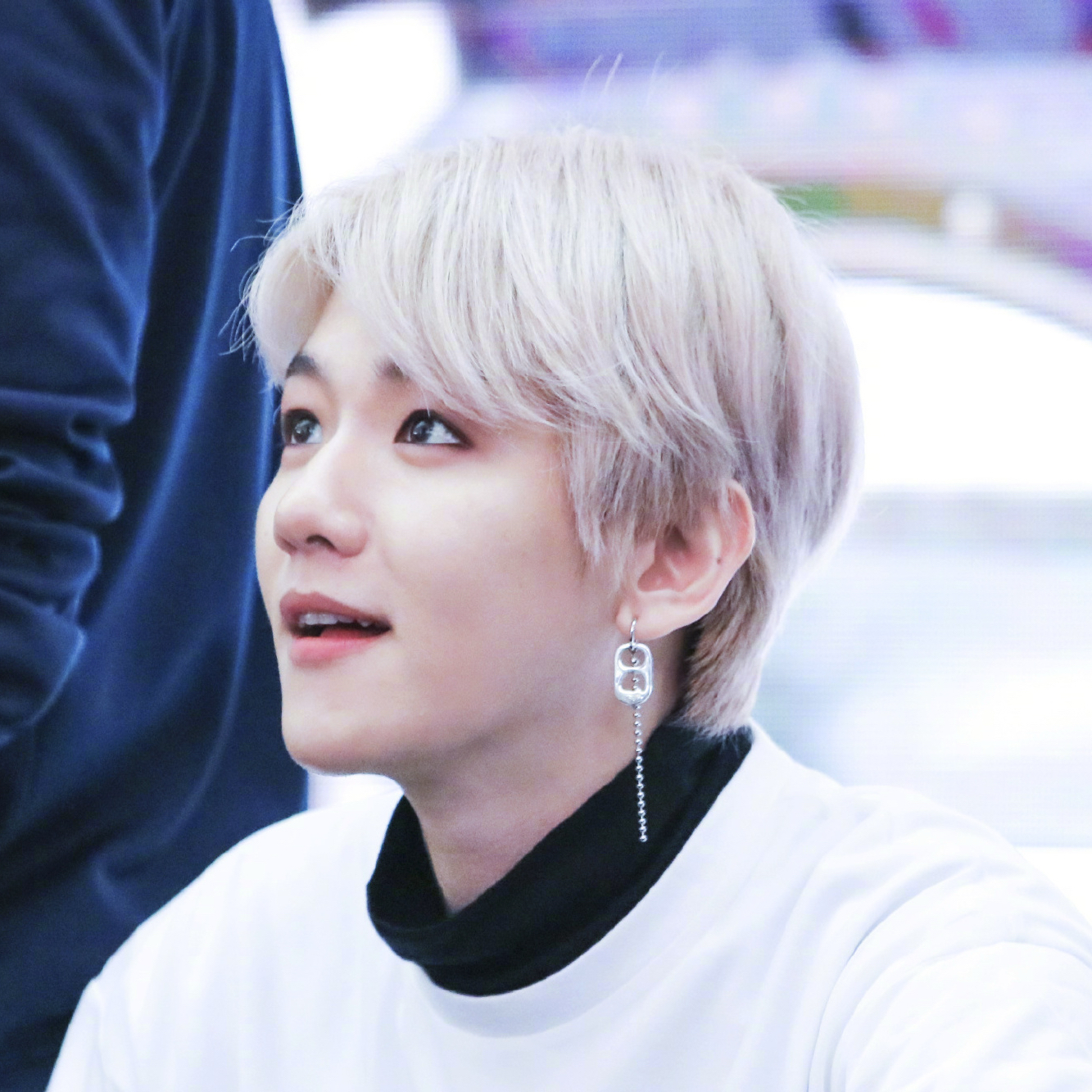 백현 (EXO) 최근 활동샷