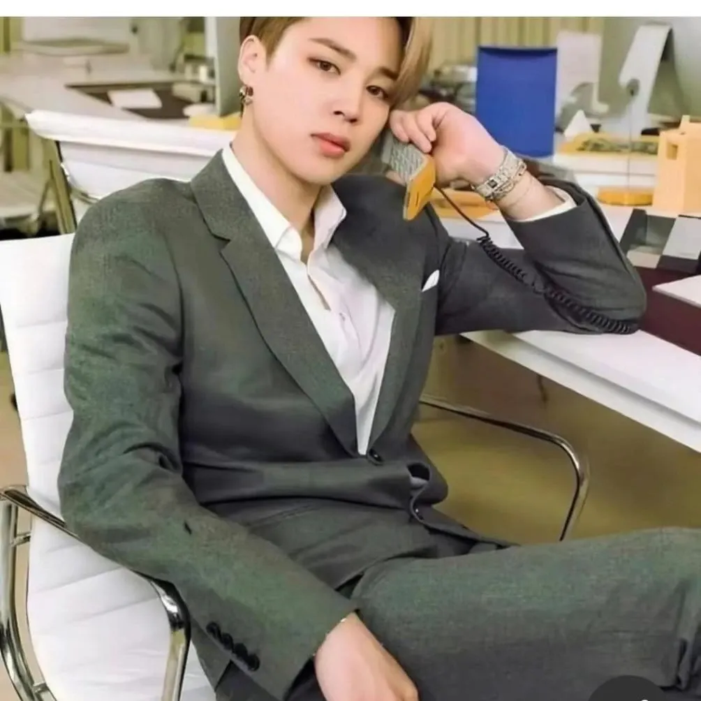 Latest photo of Jimin (BTS)