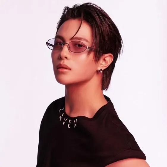 Behind-the-scenes cut of William (LYKN)