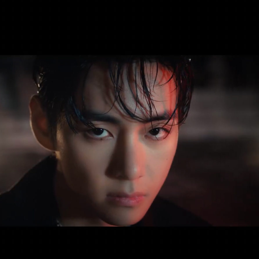 뷔 (방탄소년단)의 비하인드 컷