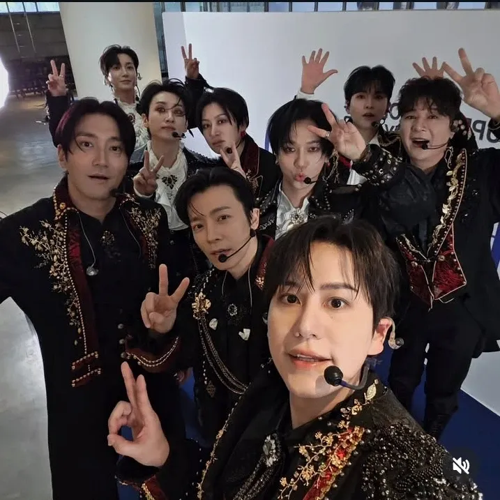 A moment captured by Super Junior's fan
