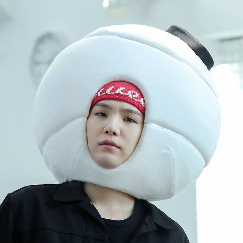 Behind-the-scenes cut of SUGA (BTS)