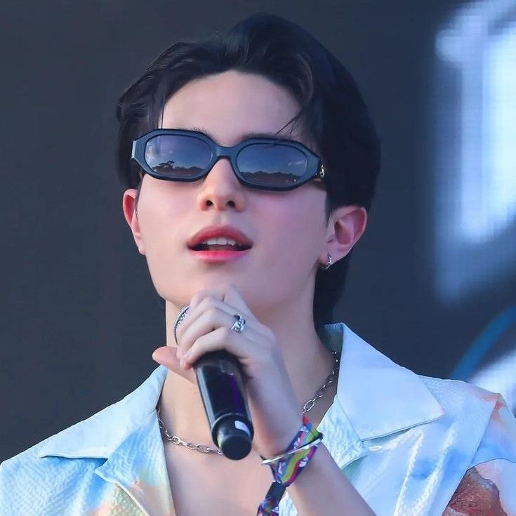 Latest photo of William (LYKN)