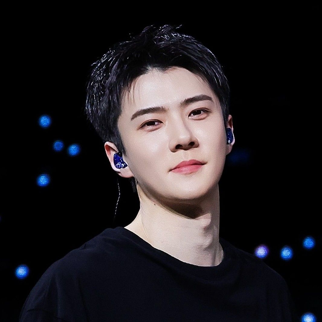세훈 (EXO)의 최신 사진
