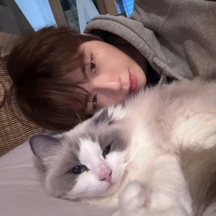 강다니엘의 비하인드 컷