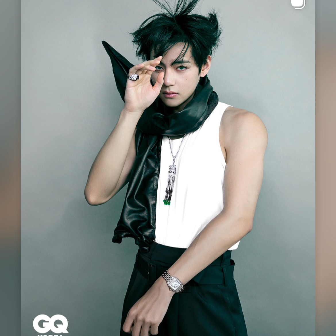 뷔 (방탄소년단)의 최신 사진