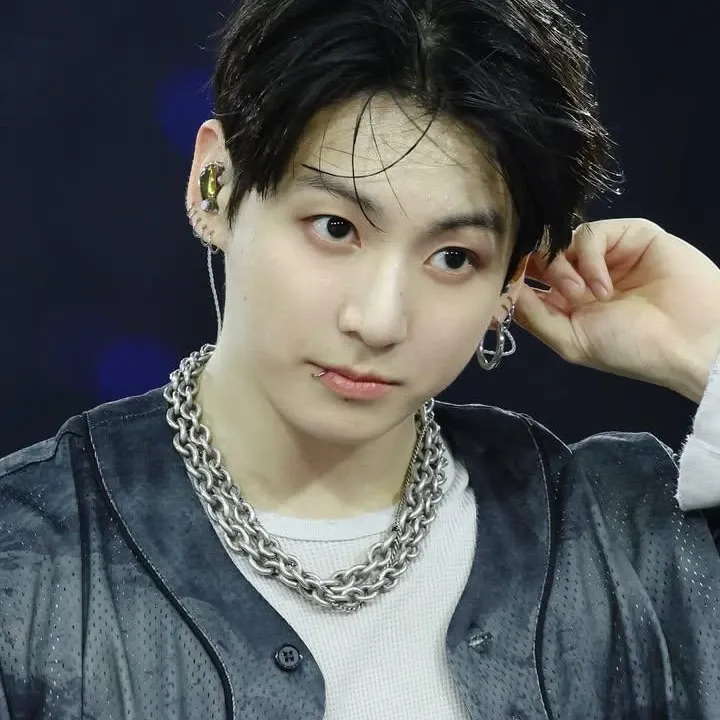 Latest photo of Jungkook (BTS)