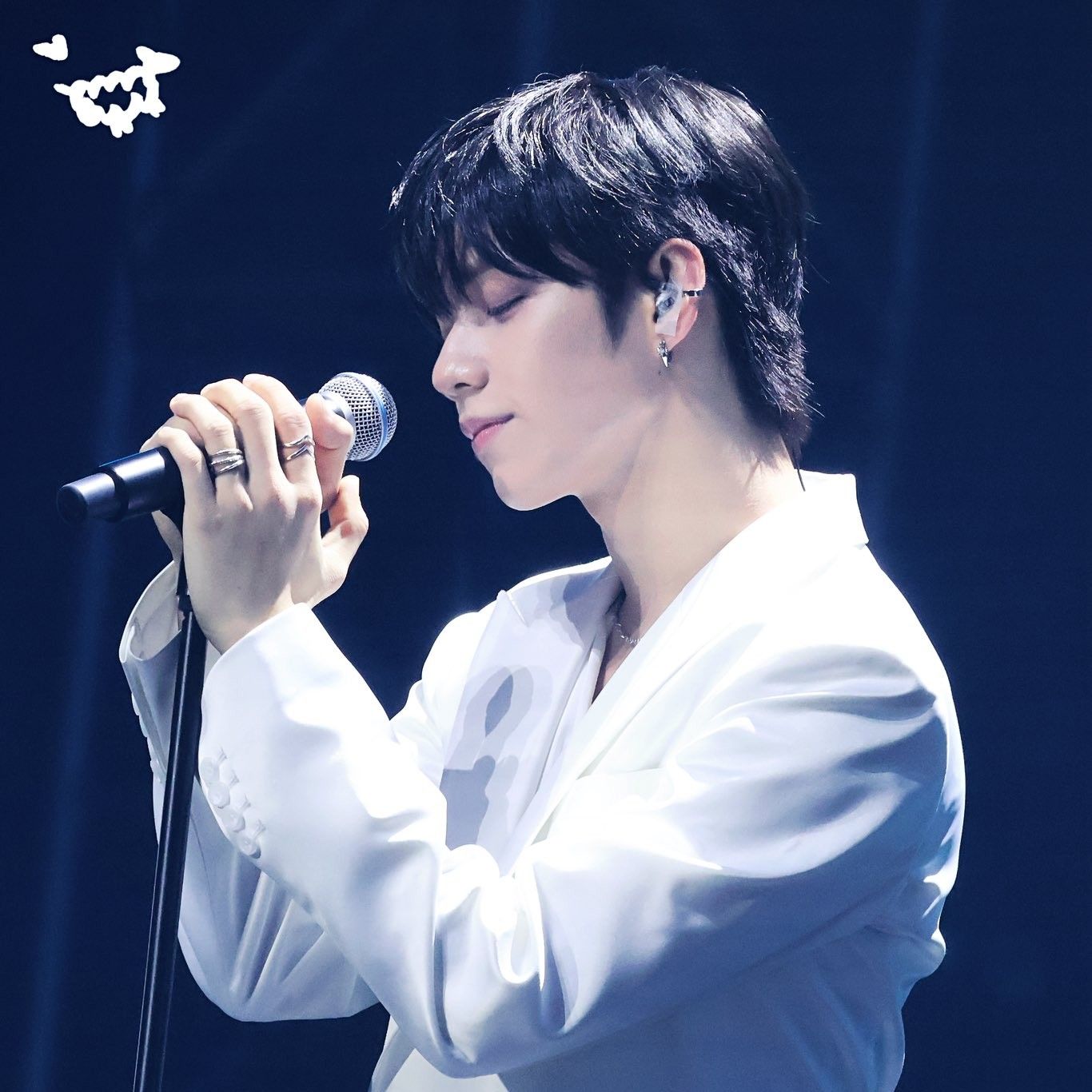 Recent activity shot of JL (AHOF)