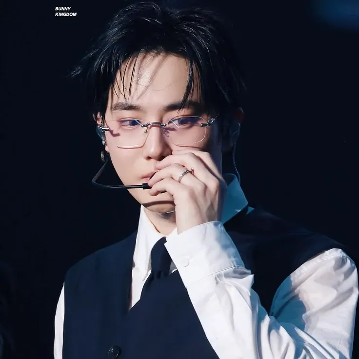 A moment captured by EXO's fan