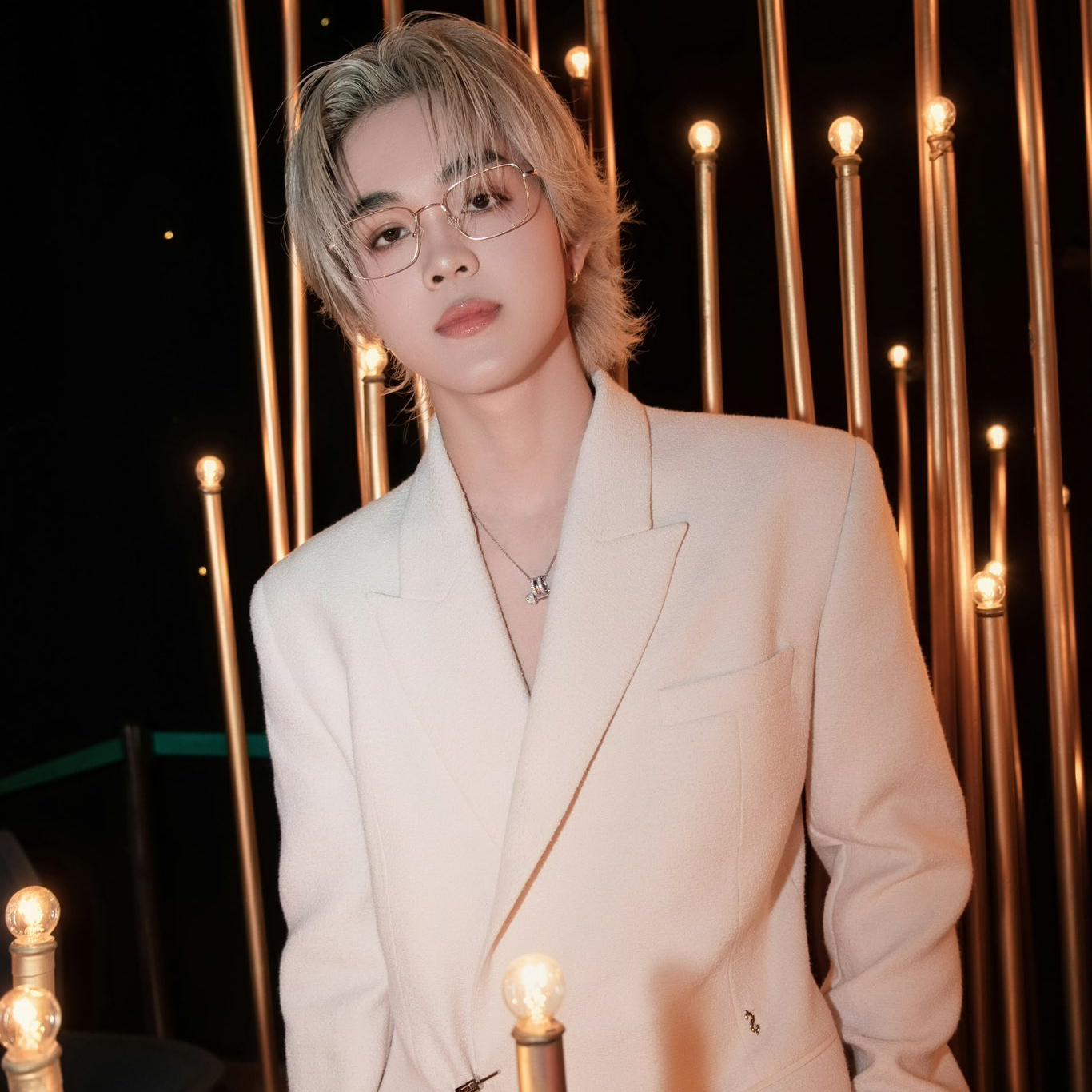 Behind-the-scenes cut of THI-O (NexT1DE)