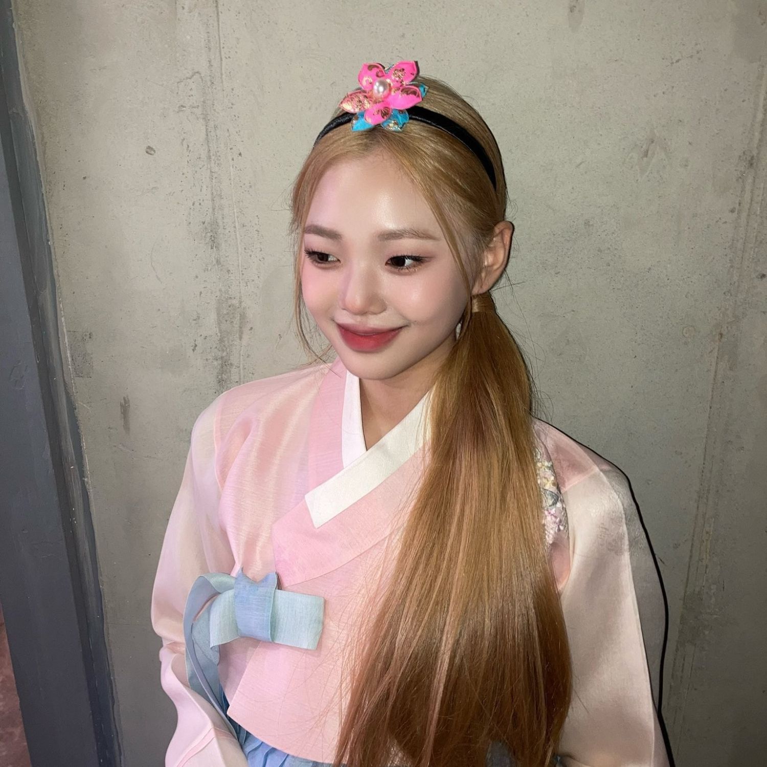 Recent activity shot of Park Boeun (CLASS:y)