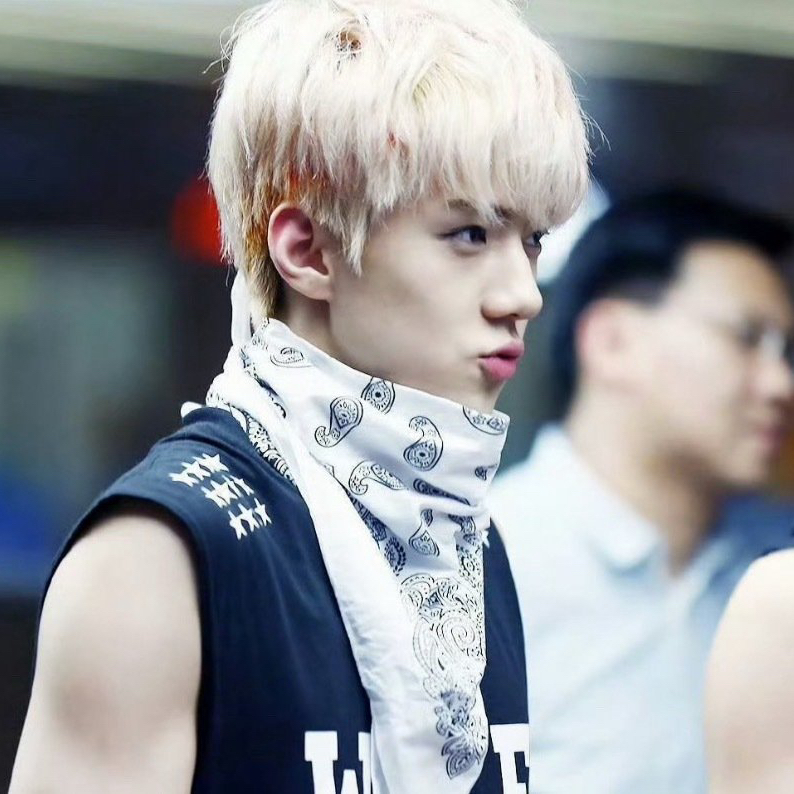 세훈 (EXO) 최근 활동샷