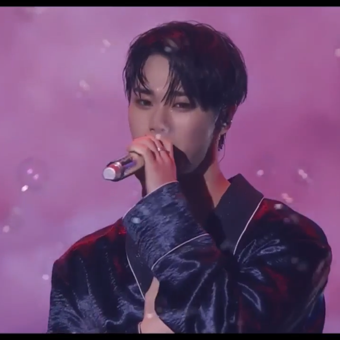 A moment captured by Moonbin (ASTRO)'s fan