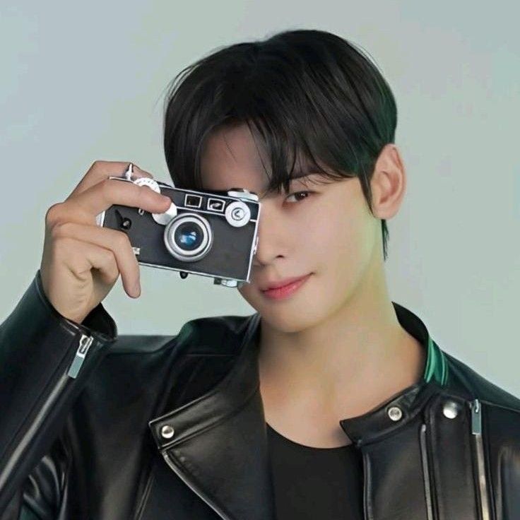 Behind-the-scenes cut of Eunwoo (ASTRO)