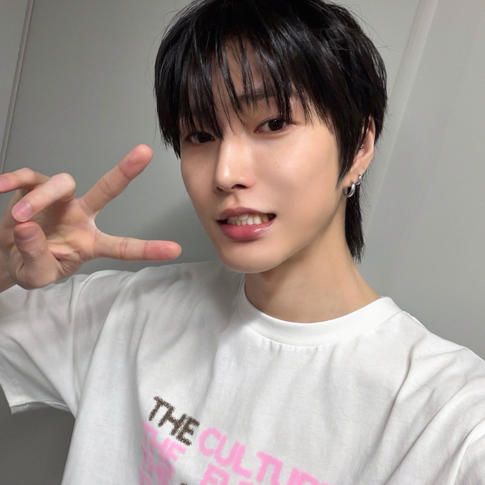 Behind-the-scenes cut of Seunghan