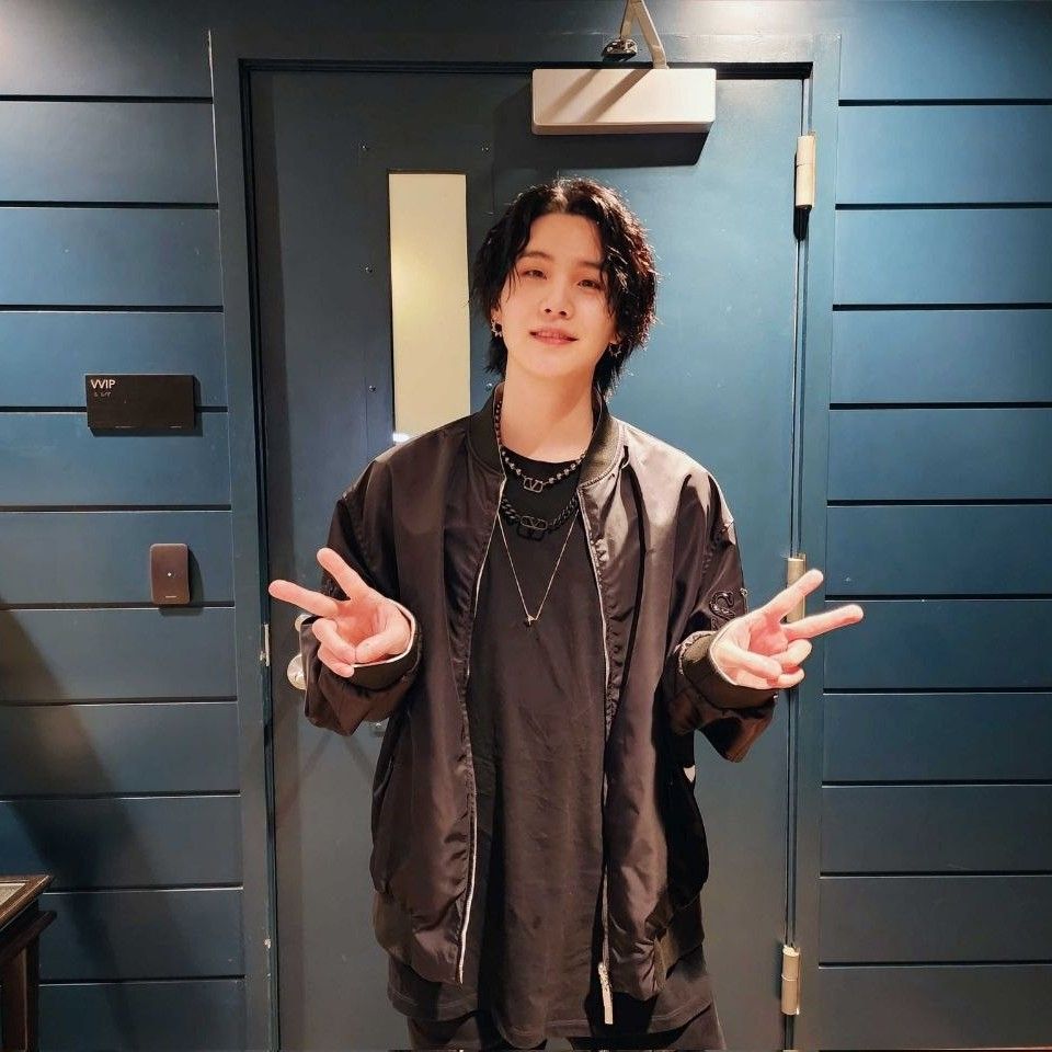 A moment captured by SUGA (BTS)'s fan