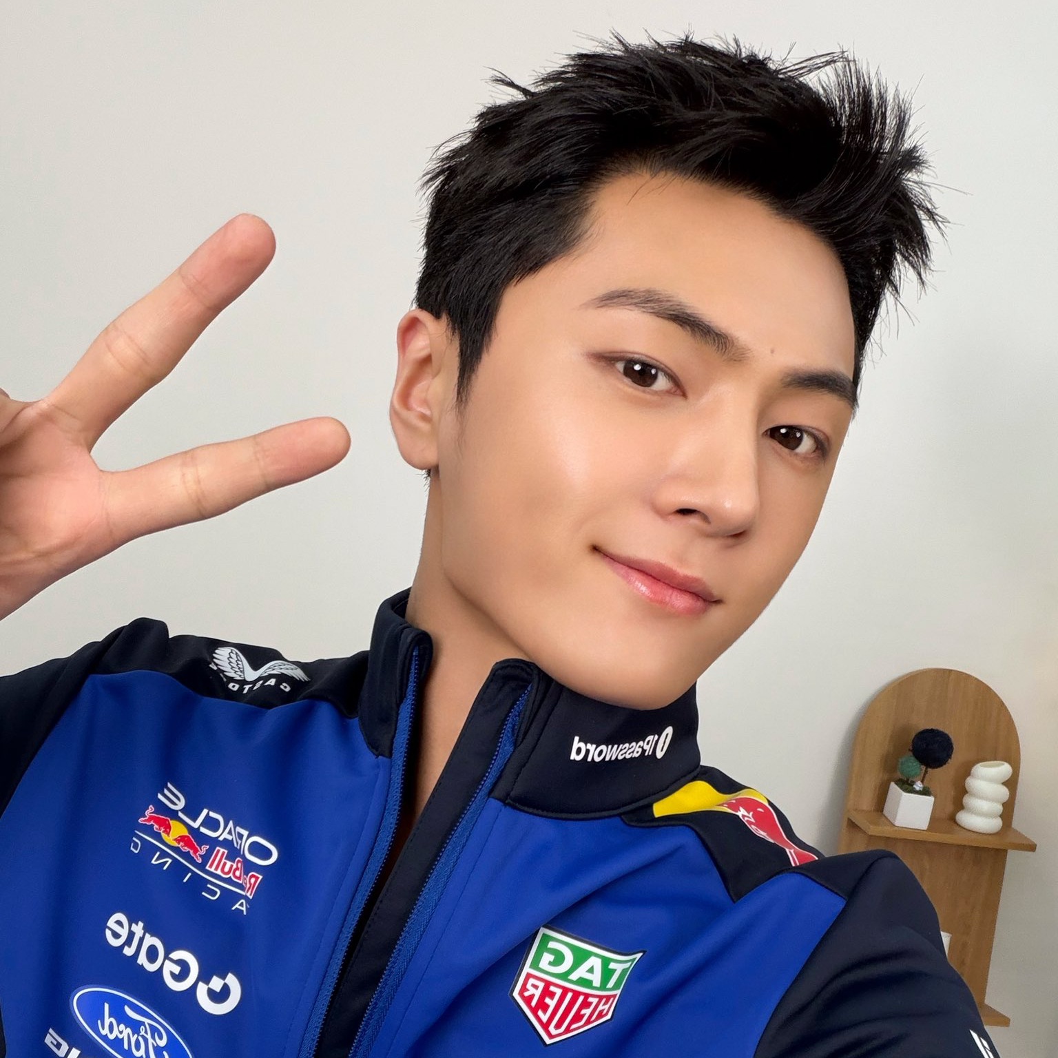 Behind-the-scenes cut of Jay (ENHYPEN)